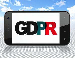 Mehr über den Artikel erfahren LG Traunstein: kein Anspruch auf Schadensersatz nach Art. 82 DSGVO für Datenweitergabe eines Vertragsabschlusses von personenbezogenen Daten von Mobilfunkanbieter an Schufa, da Rechtsgrundlage des Art. 6 I lit f.)DSGVO erfüllt